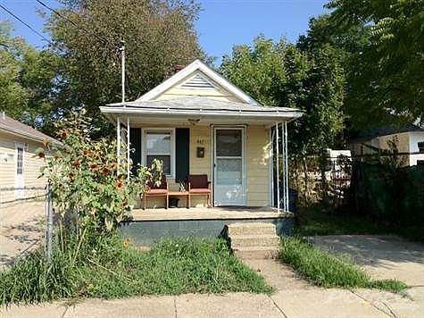 2nd image of 447 Glen Arvin Ave