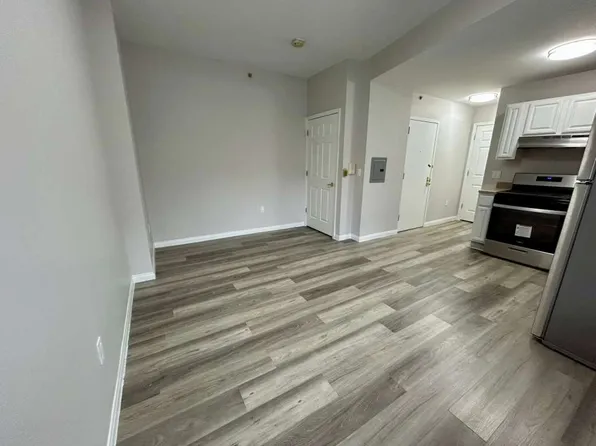 27 Emory Street image 2 of 6