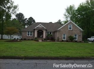 1329 Murray Dr, Chesapeake, VA 23322
