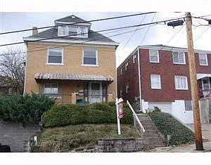 3012 Clermont Ave photo 1