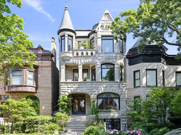 824 W Oakdale Ave #G, Chicago, IL 60657
