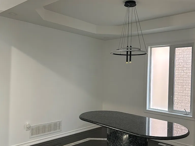 35 Gemini Cres — Photo 8