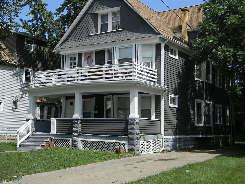 1st image of 2113 W 98th St