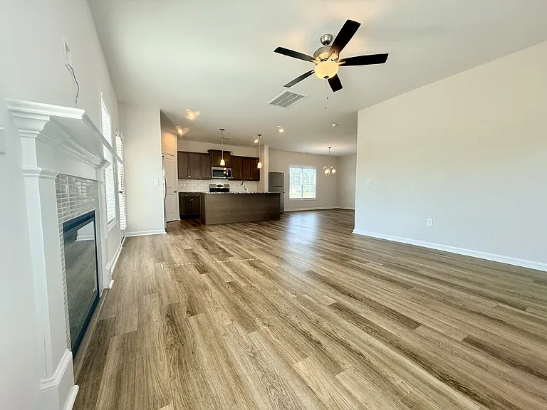 4736 Mastercraft Ct — Photo 8