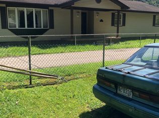 197 Indian Springs Rd, Logan, WV 25601