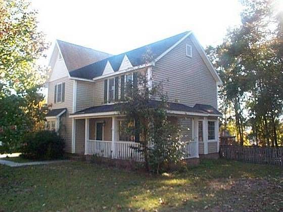 2nd image of 403 Olde Springs Rd