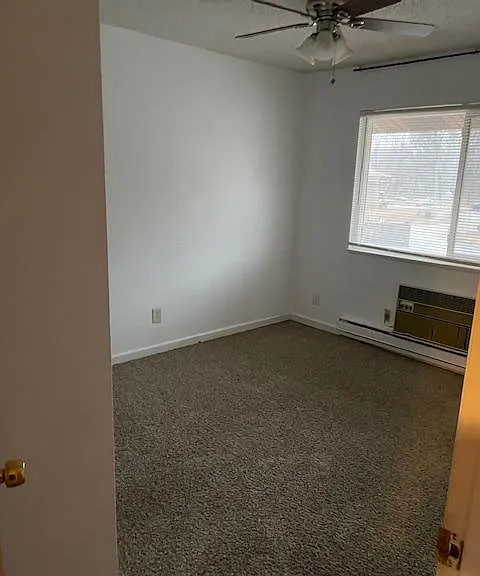 7558 Hazelcrest Dr — Photo 17