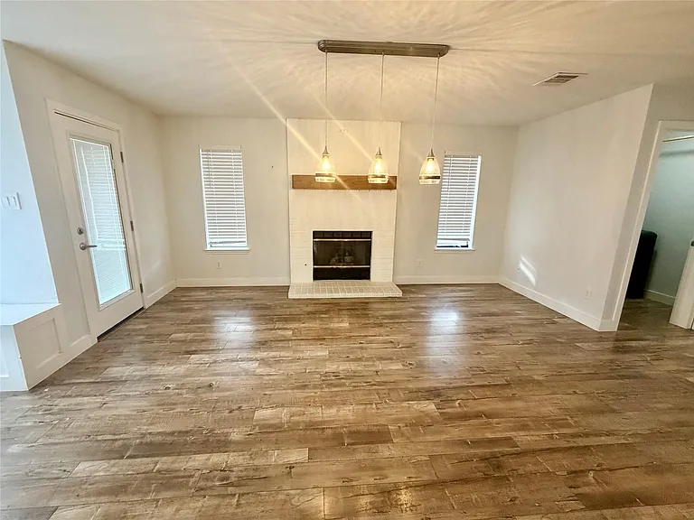 17844 Park Valley Dr — Photo 7