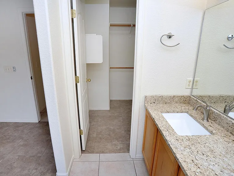 2633 W Cezanne Cir — Photo 24