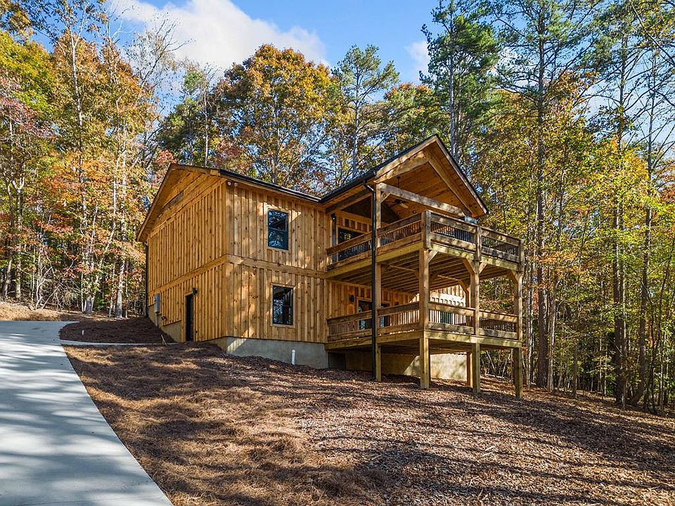 1st image of 920 Beaver Lake Dr