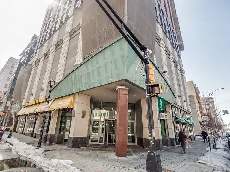 105 Greene St #L4 — Photo 18