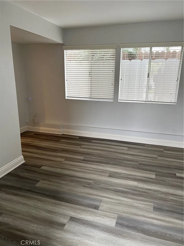 3 bed, 1200 sqft, $5,500 — Photo 3
