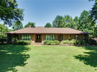 6020 Foxland Dr, Brentwood, TN 37027