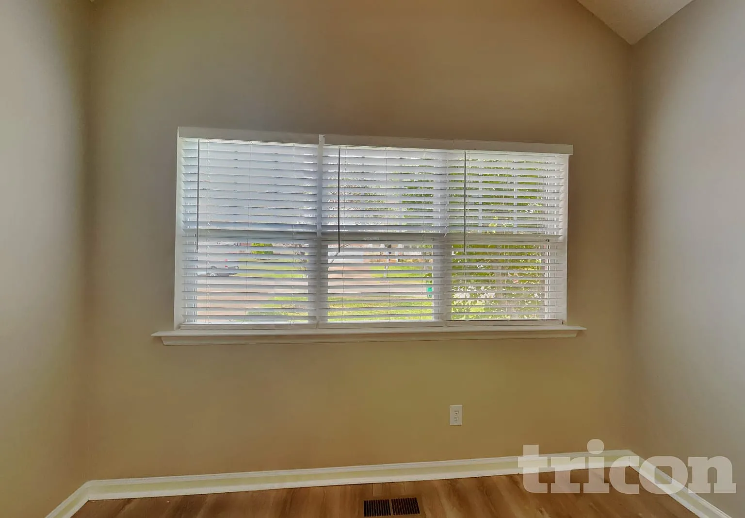 1638 Zurich Drive Spring Hill TN — Photo 3