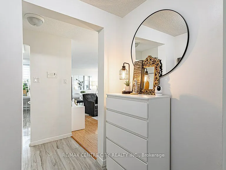 127 Belmont Dr #908 — Photo 9