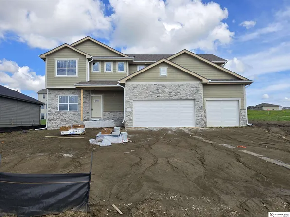 11209 N 173rd St, Bennington, NE 68007