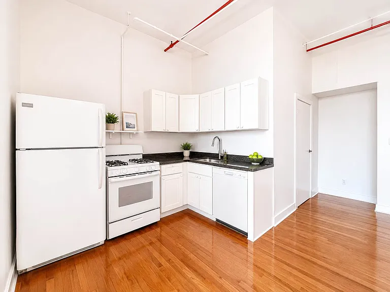 248 McKibbin St #2M — Photo 9