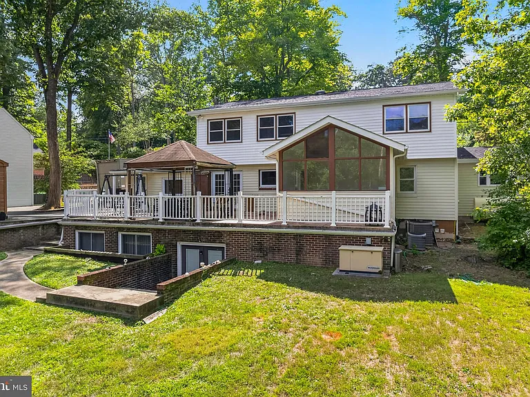 5129 Chowan Ave — Photo 82