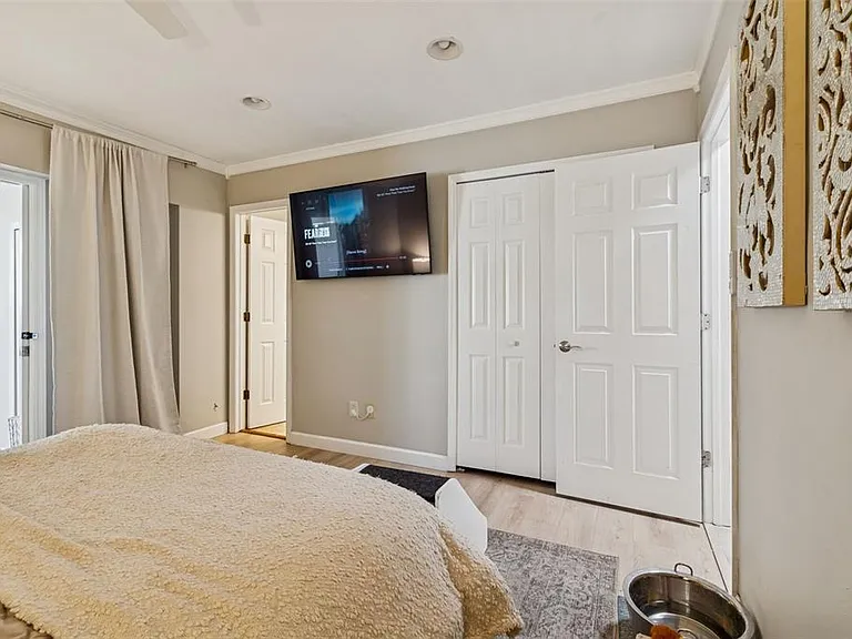 2302 S Arrawana Ave — Photo 49