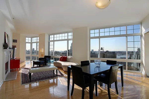 Sold by Corcoran | media 2