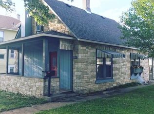 3810 V St, Omaha, NE 68107