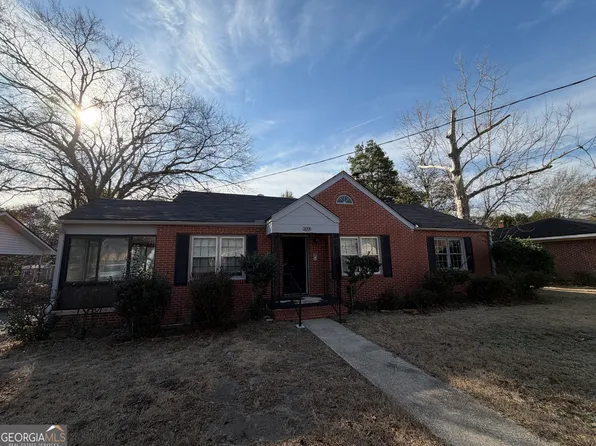 2006 Stonewall St, Dublin, GA 31021
