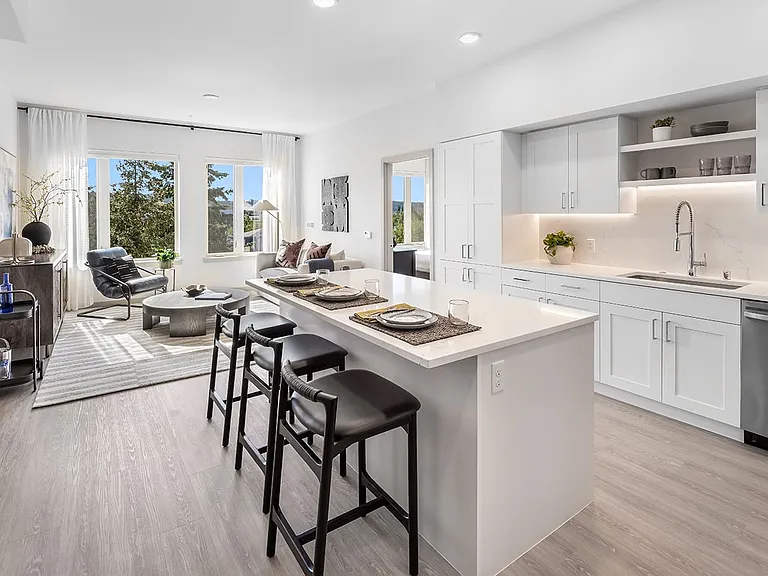 Broadstone Vega — Photo 15