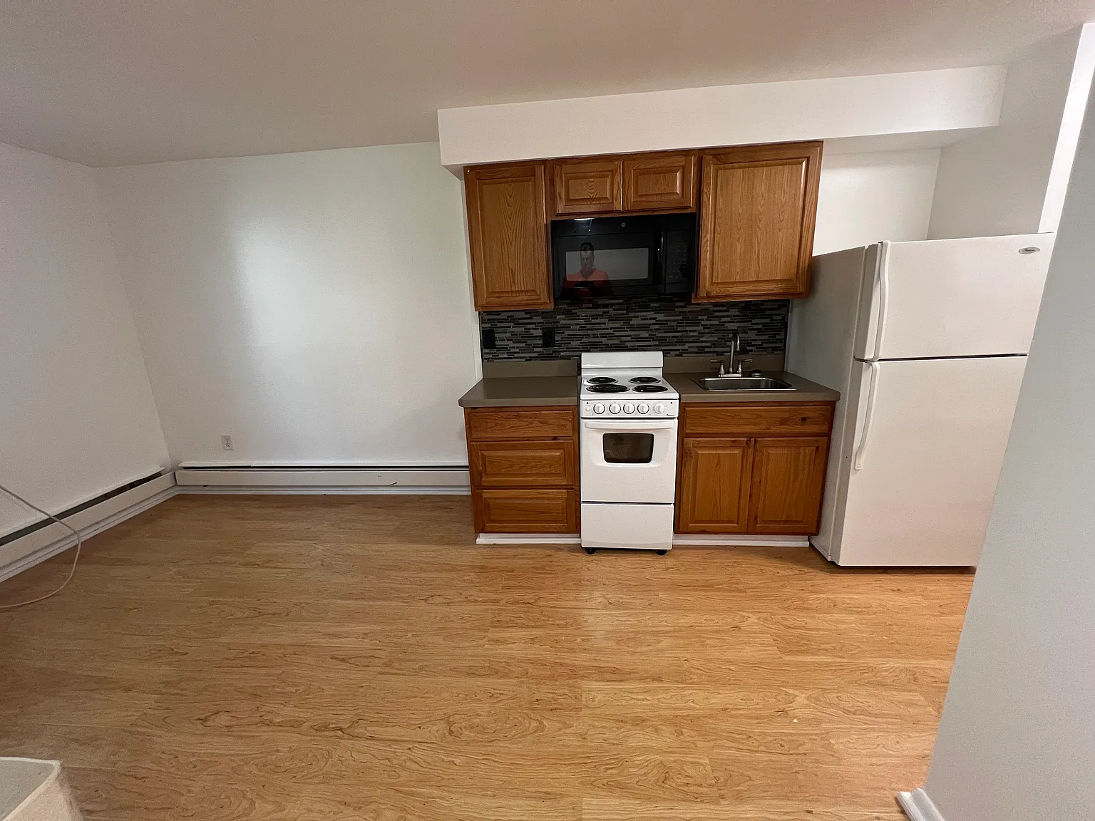 312 Green St — Photo 2