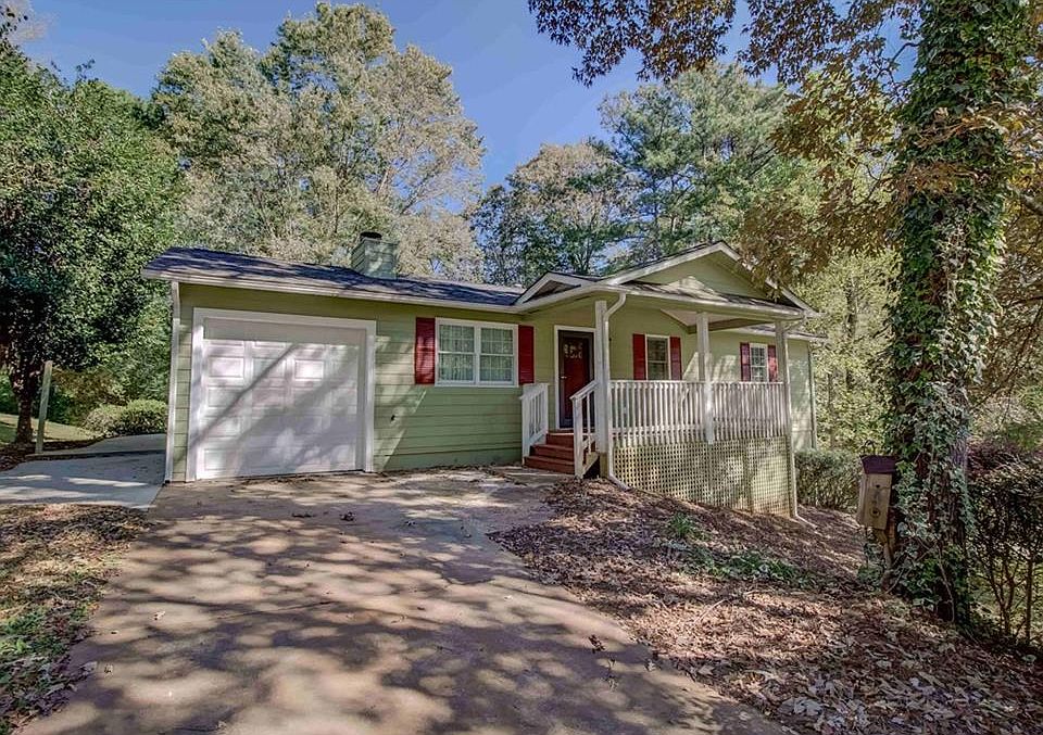 1st image of 668 Regina Ct