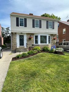 4357 Groveland Rd, University Heights, OH, 44118
