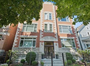 1338 W Henderson St #2E, Chicago, IL 60657