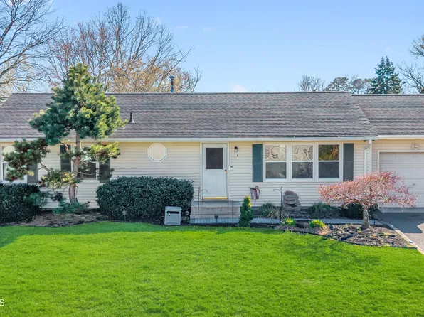 31 Titanic Road, Forked River, NJ 08731