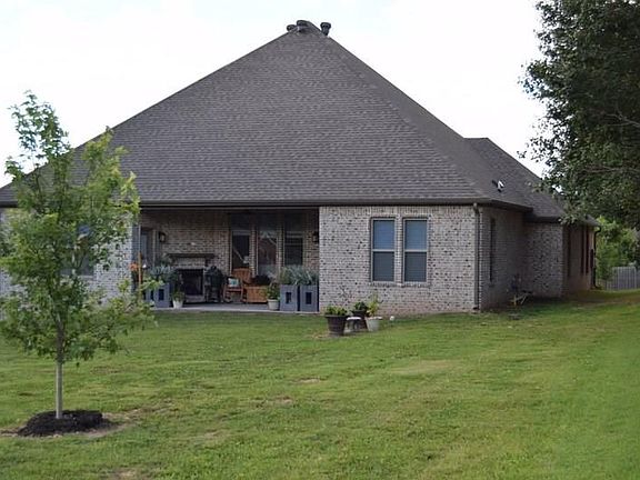 3rd image of 401 Pembridge Dr