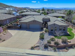 914 E Silver Falls Dr, Washington, UT 84780