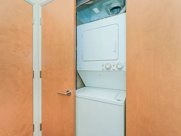 3116 Emmons Avenue image 17 of 26