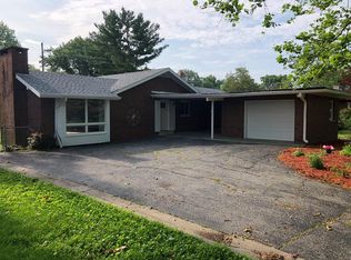 1637 Robinson St, Danville, IL 61832