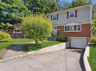 4 Orchard St, Eastchester, NY 10709
