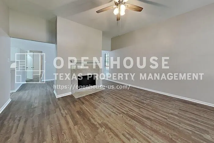 5102 Dobbin Springs Ln — Photo 4