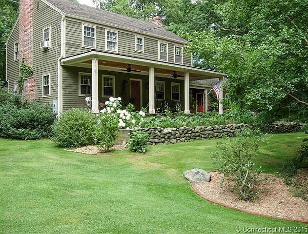 Fabulous curb appeal