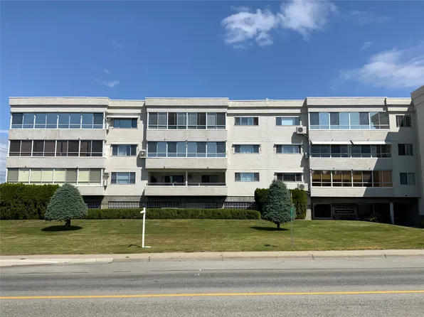 195 Warren Ave W #407, Penticton, BC V2A 3N1