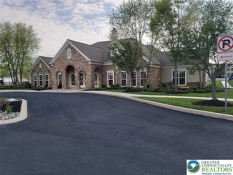 8486 Putnam Ct — Photo 23