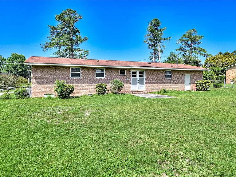 242 Maywood Dr — Photo 19