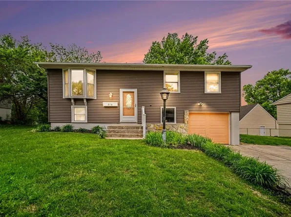 816 N Tepee Dr, Independence, MO 64056