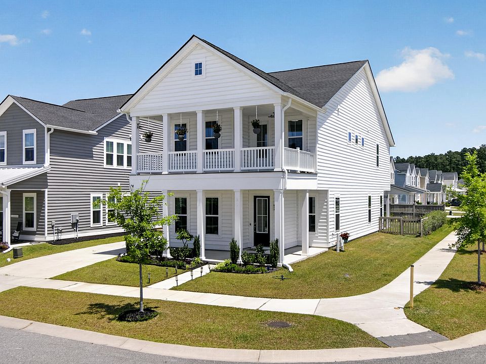 1st image of 202 Narrowleaf Ave