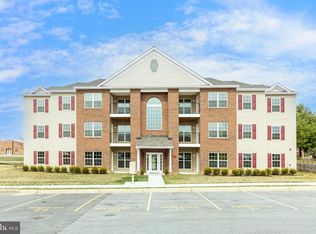 820 Wembley Dr #2A, Hampstead, MD