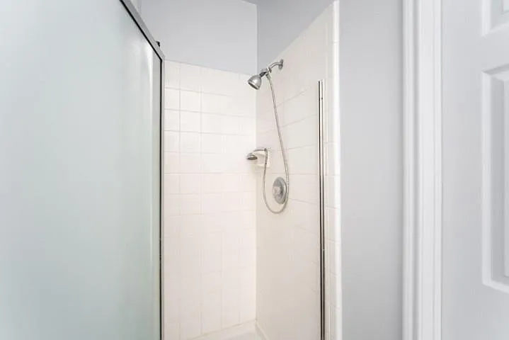 2322 Cool Springs Ln — Photo 28