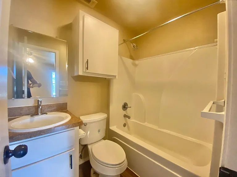 1512 E Ursuline St #2 — Photo 9
