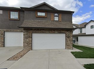 5868 N London Ave, Kansas City, MO 64151