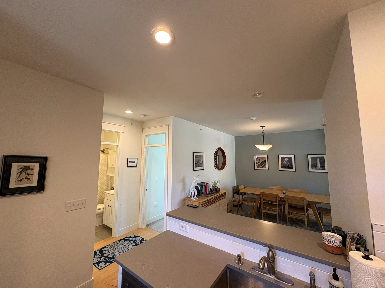 3 bed, 1300 sqft, $3,000 — Photo 3