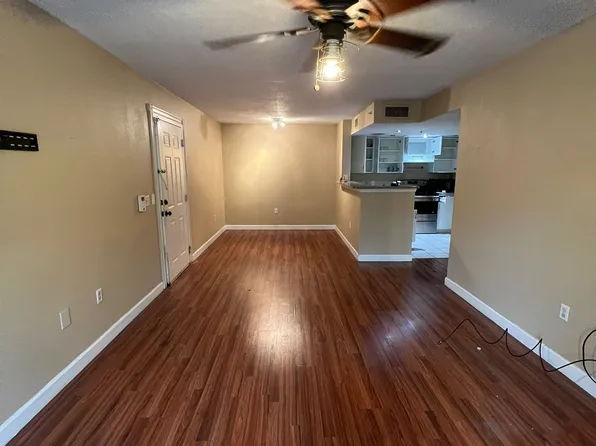 5035 Wiles Rd #8-203, Pompano Beach, FL 33073